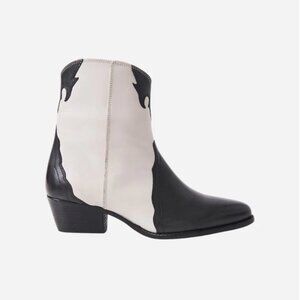 Free People New Frontier Western Boot in Artic Fox Combo, 37.5 NEW ($158)